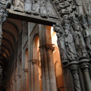 Santiago de Compostela. - trumeau z posągiem św. Jakuba